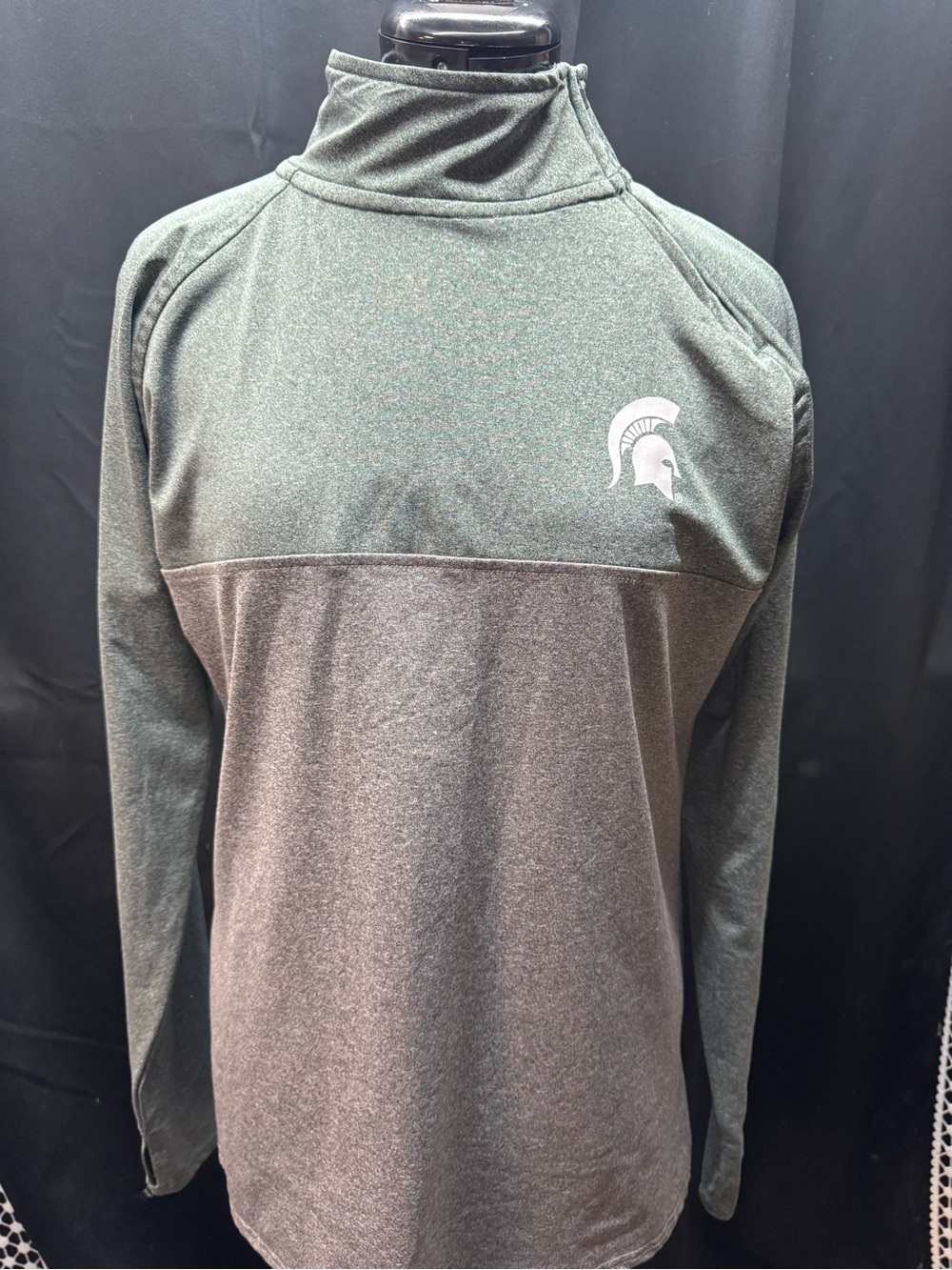 Womenβs Green and Gray 2-Tone High-Neck Pullover Shirt MSU